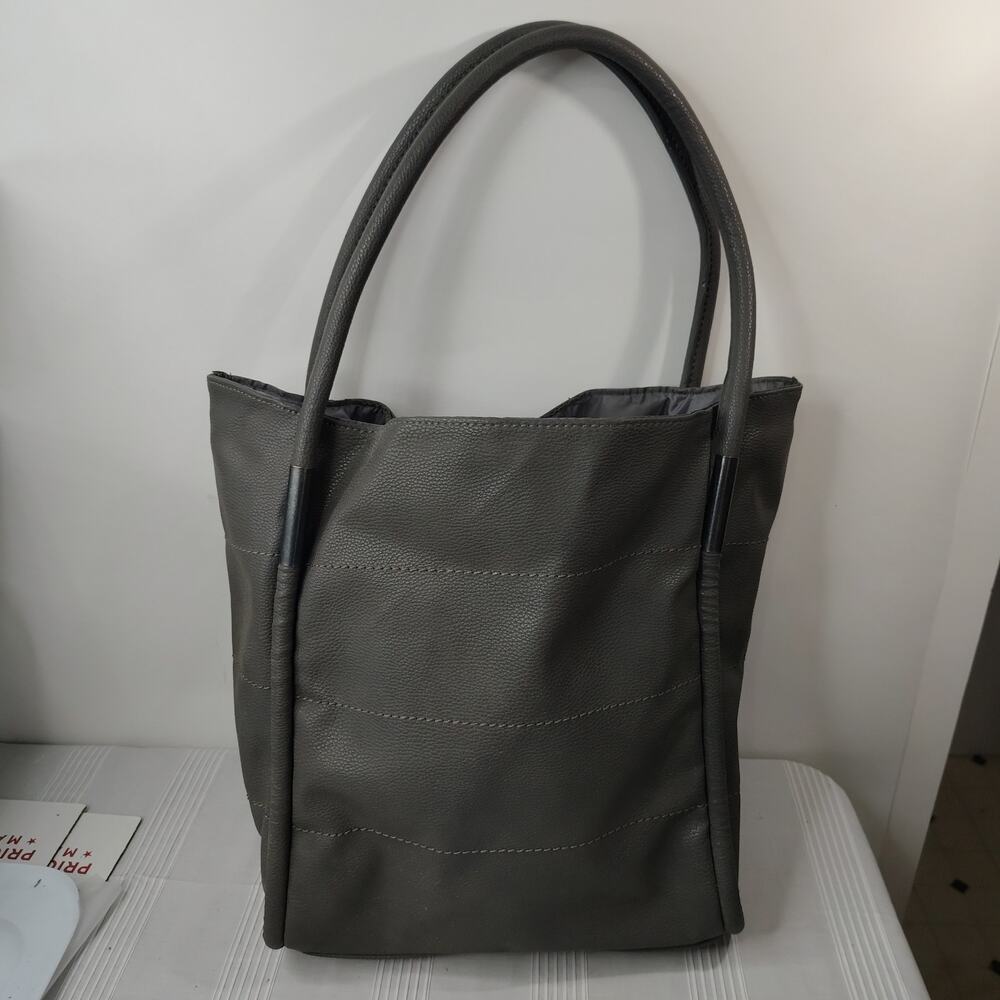 Large Neiman Marcus Gray Pebbled Leather Tote Shoulder Bag Purse‎ Shopping Tote